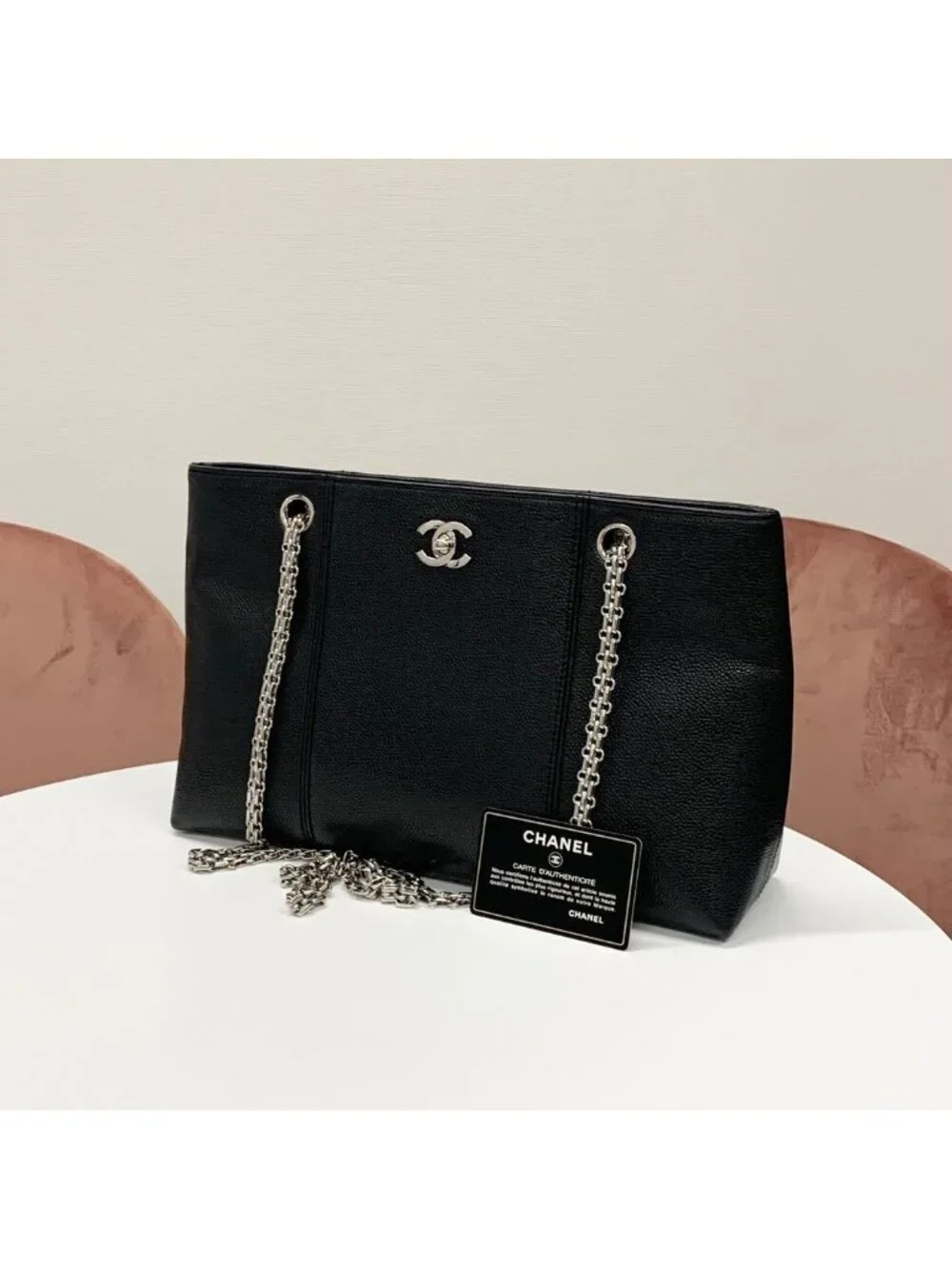 Chanel Caviar Leather CC Logo Chain Tote Black